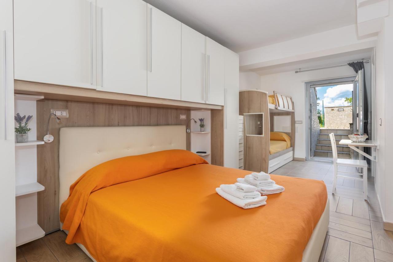 Oristano Camera Arancio Max 3Pers,Bagno,Uso Cucina Exterior foto
