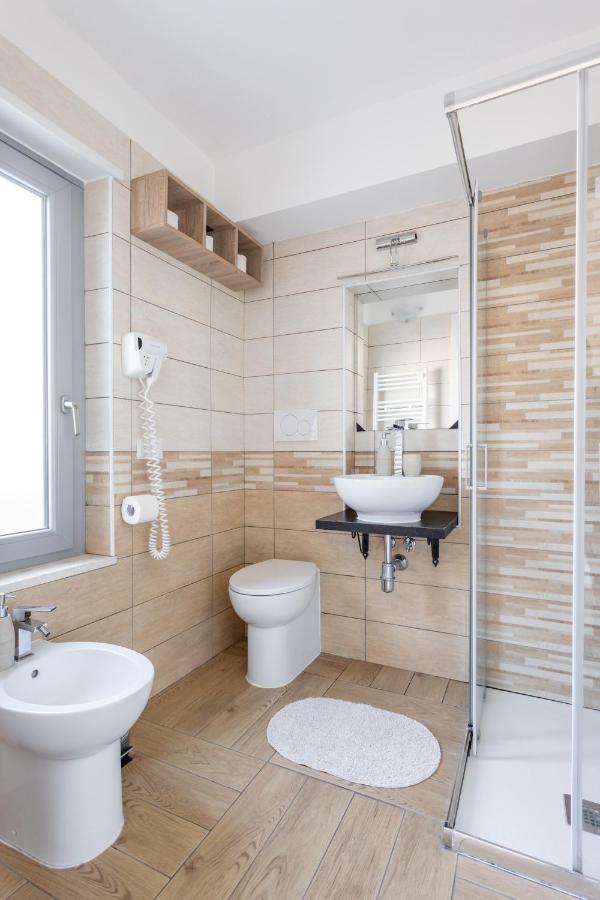 Oristano Camera Arancio Max 3Pers,Bagno,Uso Cucina Exterior foto